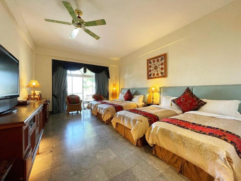 Swan Lake Villa Resort Nanwan Exterior foto